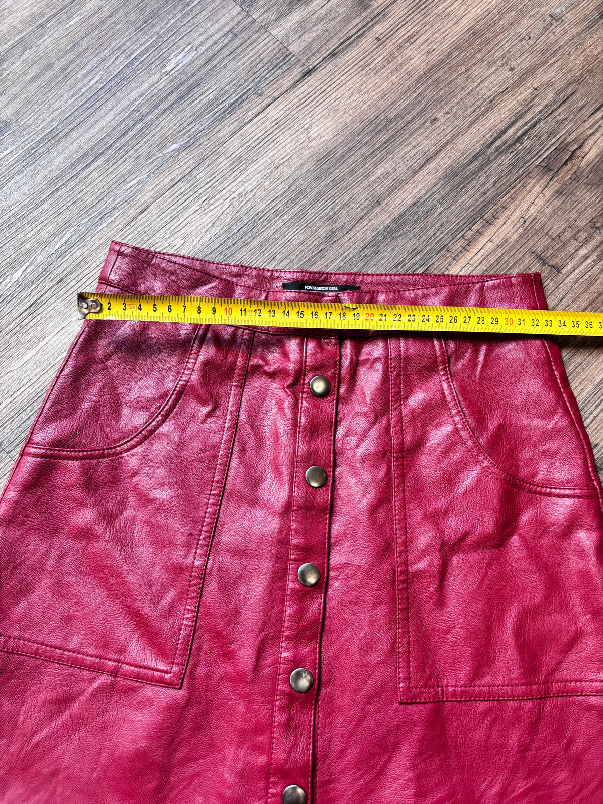 Vintage Faux Leather Button Skirt – Bordeaux