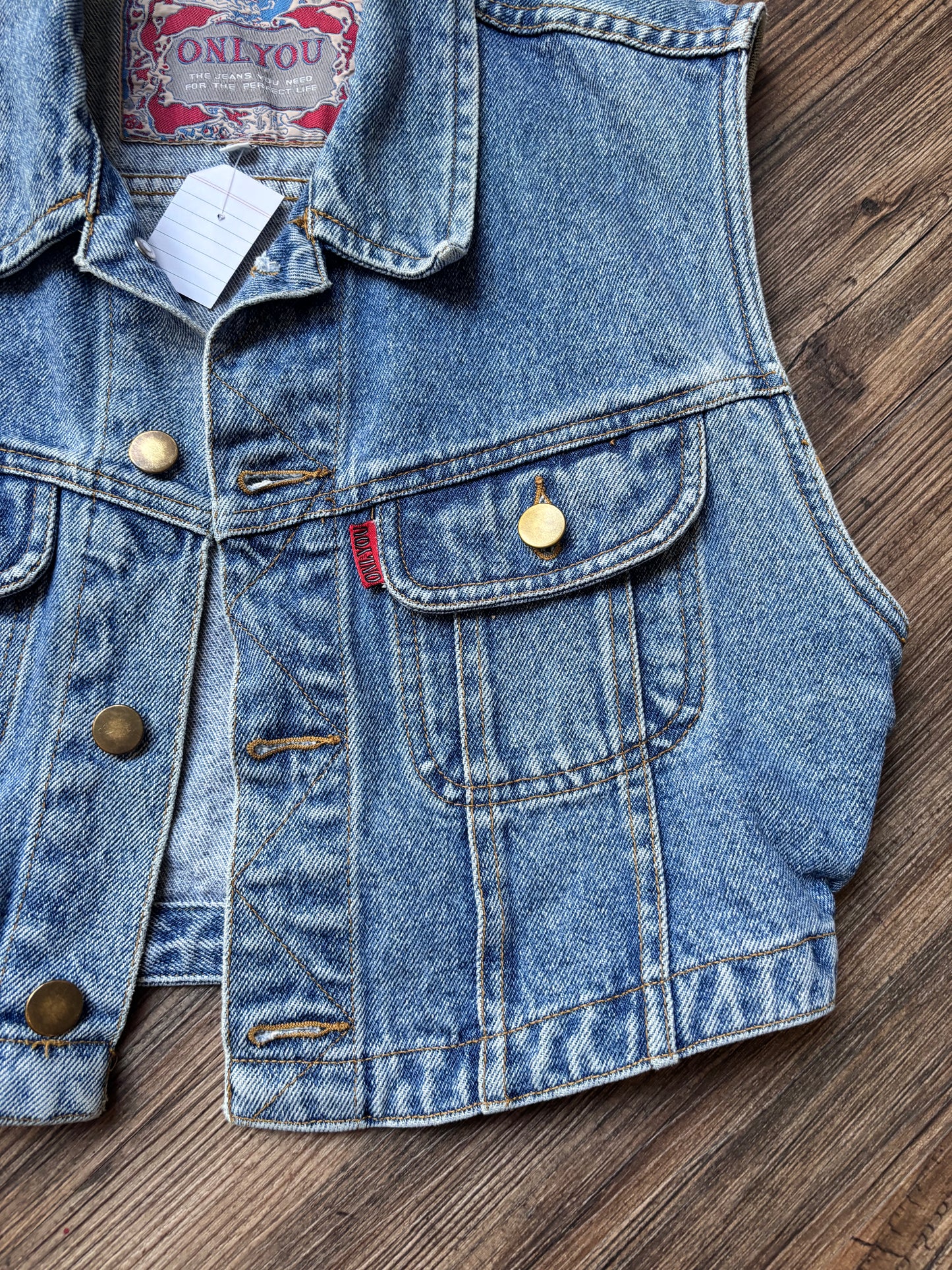 Vintage Cropped Denim Vest – 90s Style