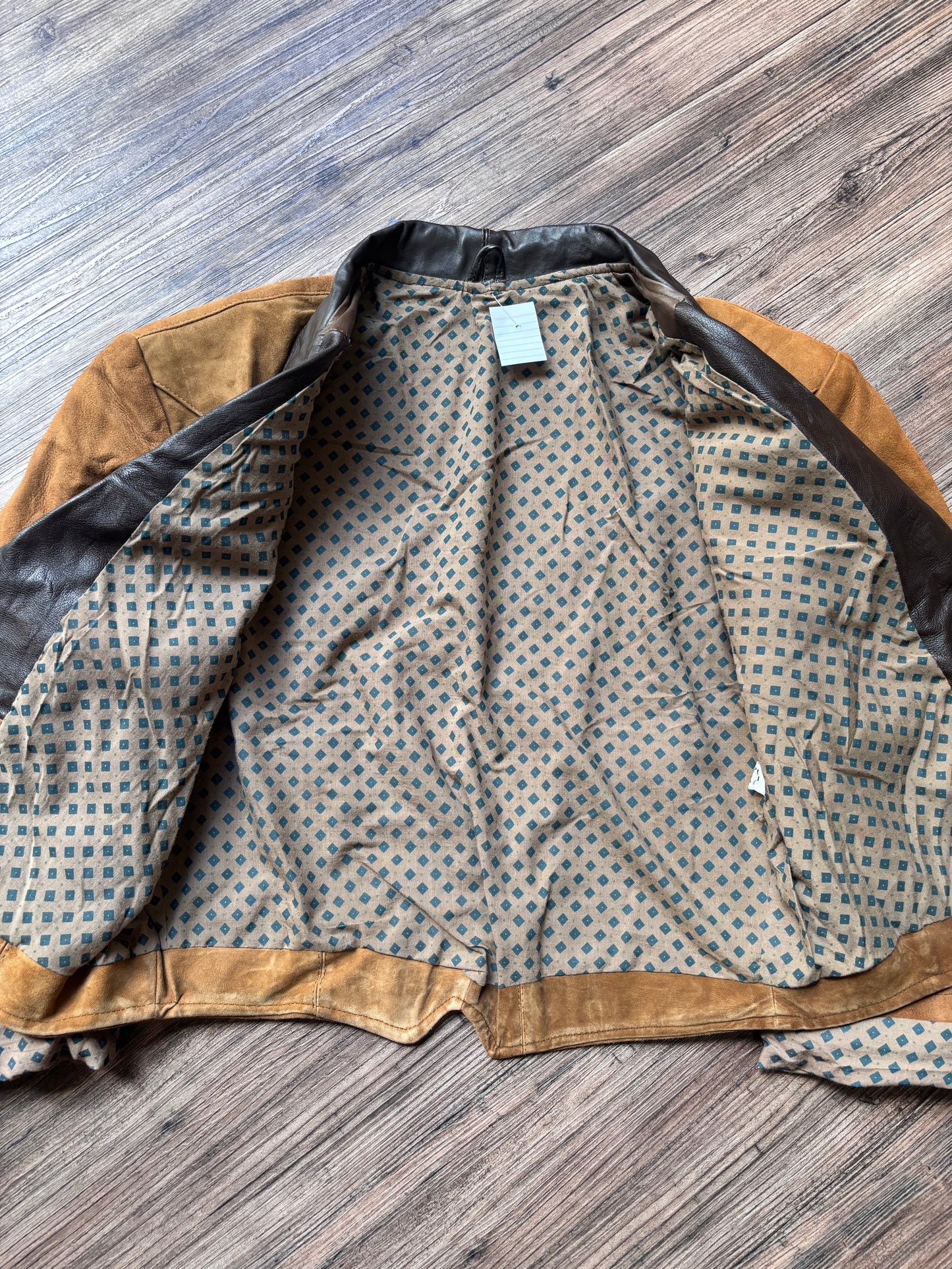 Vintage 80s Suede Tuxedo Jacket – Beige & Brown